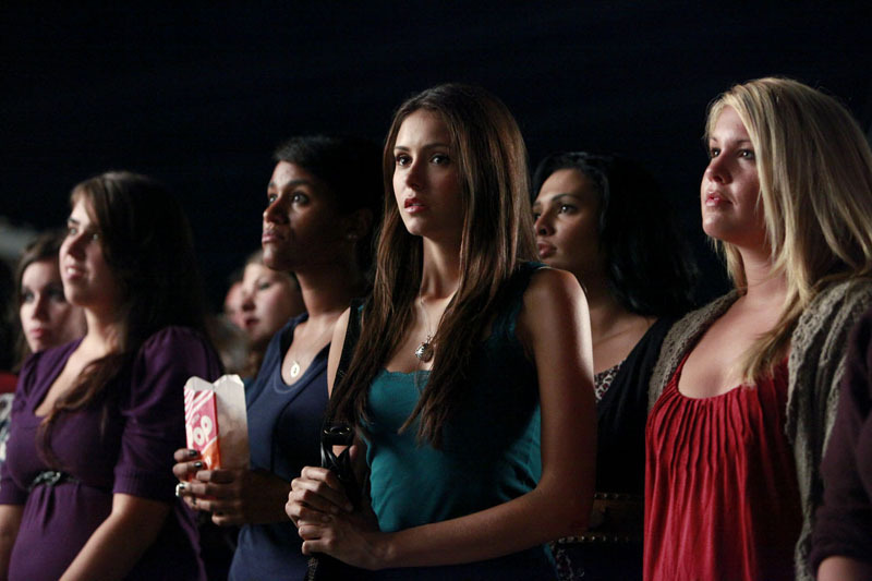 Elena-Gilbert-elena-gilbert-8212096-800-533.jpg